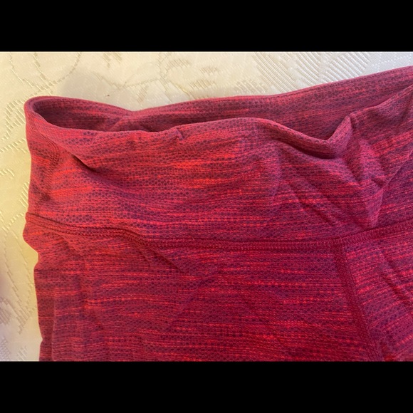 Lululemon capris - Picture 3 of 4